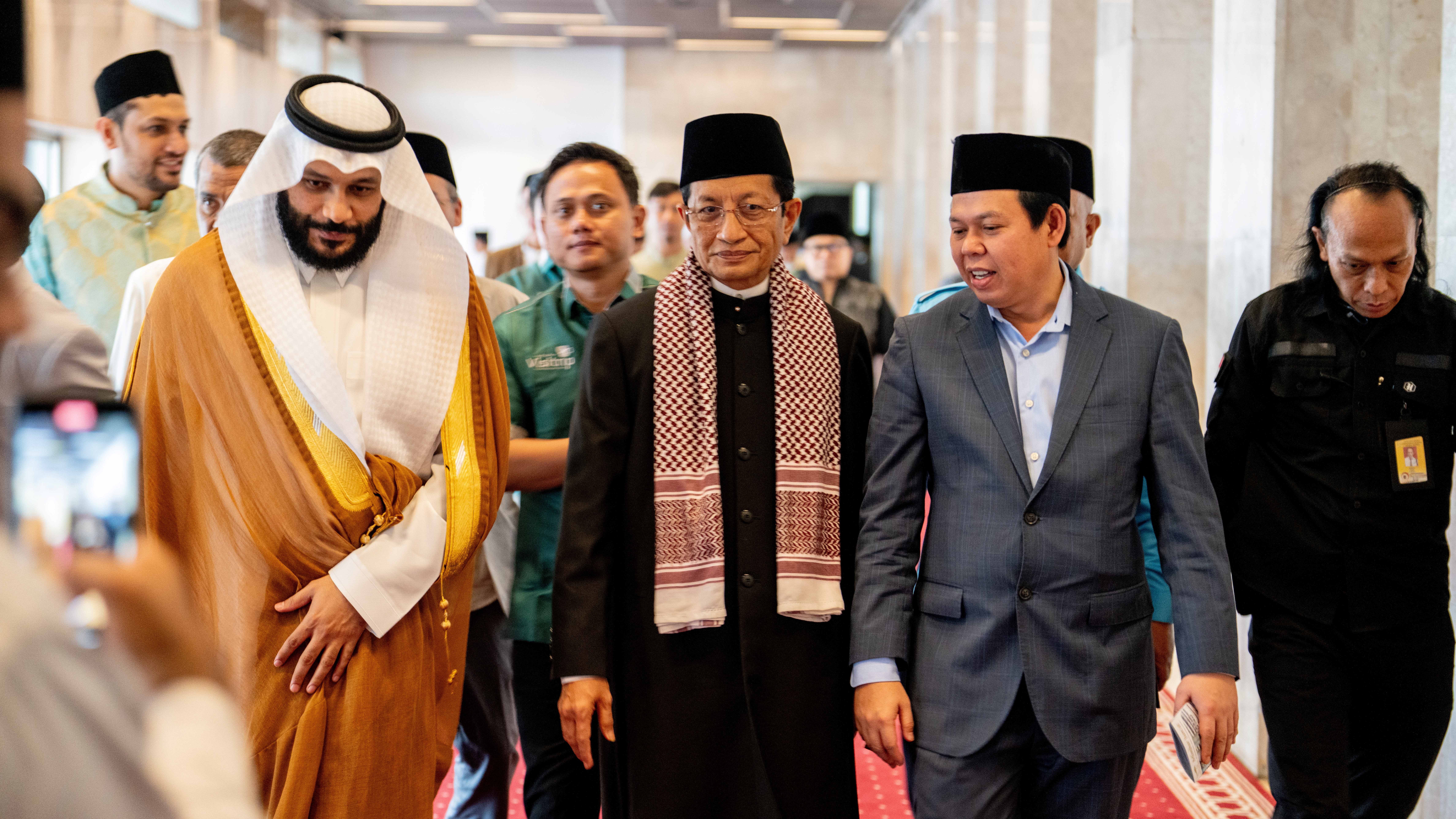 Mengobati Pedihnya Ujian Hidup dengan Al-Qur’an